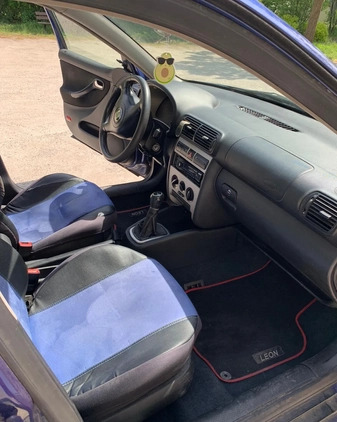 Seat Leon cena 3800 przebieg: 270000, rok produkcji 2004 z Brusy małe 37